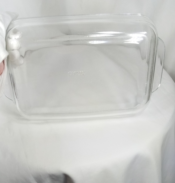 Pyrex 2 Qt Clear Glass Baking Dish 232-R - Picture 7 of 13